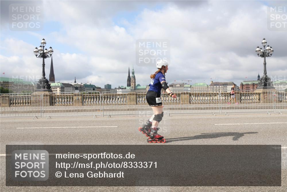 29.06.2025 - hella hamburg halbmarathon Lena Gebhardt http://msf.ph/oto/8333371 29.06.2025 09:08:42 Lombardsbrücke 76 meine-sportfotos.de