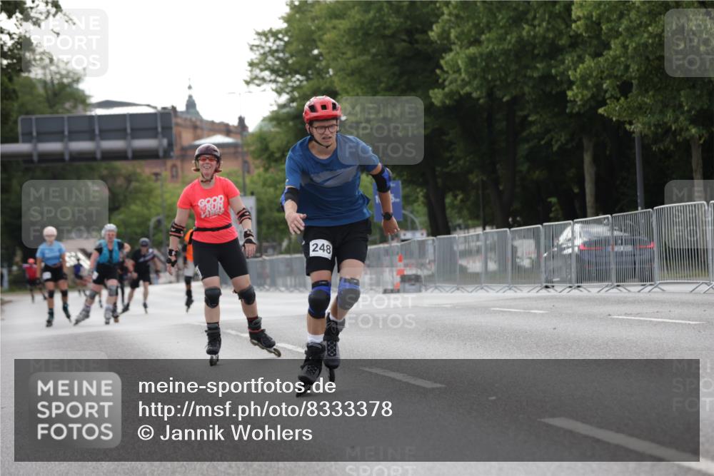 29.06.2025 - hella hamburg halbmarathon Jannik Wohlers http://msf.ph/oto/8333378 29.06.2025 09:01:37 Lombardsbrücke  meine-sportfotos.de