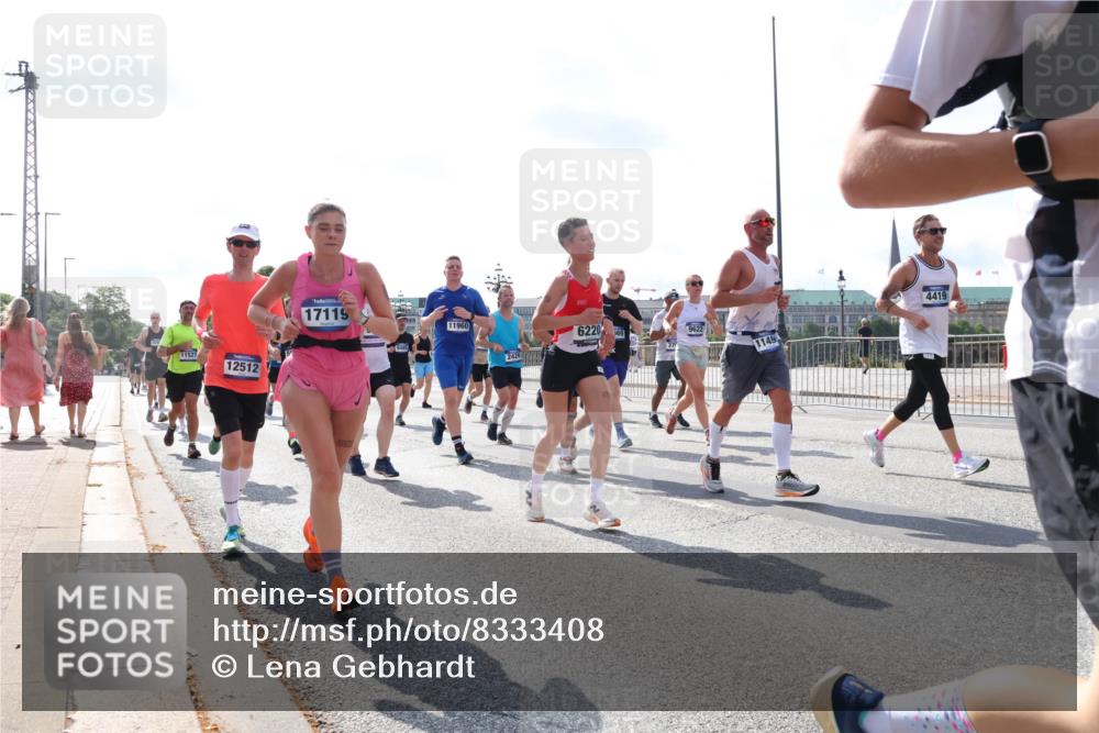29.06.2025 - hella hamburg halbmarathon Lena Gebhardt http://msf.ph/oto/8333408 29.06.2025 10:00:29 Lombardsbrücke 11527, 12512, 17119, 9485, 11960, 2426, 622069, 9622, 1149, 4419, 1006, 1019, 1125, 1180, 1239, 1264, 1526, 1544, 1568, 1583, 1611, 1681, 2027, 2086, 2099, 2159, 2236, 2346, 2426, 2447, 2474, 2582, 2584, 2606, 2652, 2730, 2982, 3042, 3141, 3177, 3181, 3319, 3400, 3794, 3861, 3898, 4013, 4231, 4419, 4579, 4594, 4632, 4767, 4796, 4813, 4940, 4945, 5272, 5341, 5643, 5728, 6082, 6084, 6104, 6138, 6220, 6260, 6443, 6470, 6581, 8478, 9553, 9555, 9577, 10599 meine-sportfotos.de