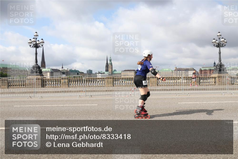 29.06.2025 - hella hamburg halbmarathon Lena Gebhardt http://msf.ph/oto/8333418 29.06.2025 09:08:42 Lombardsbrücke 76 meine-sportfotos.de