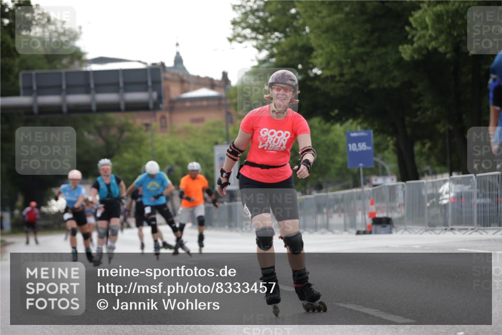 29.06.2025 - hella hamburg halbmarathon Jannik Wohlers http://msf.ph/oto/8333457 29.06.2025 09:01:38 Lombardsbrücke  meine-sportfotos.de