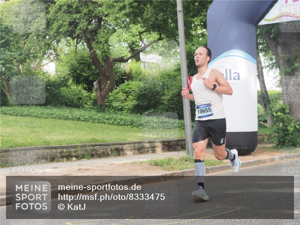 29.06.2025 - hella hamburg halbmarathon KatJ http://msf.ph/oto/8333475 29.06.2025 10:17:34 Zwischen KM18-KM19 1577 meine-sportfotos.de