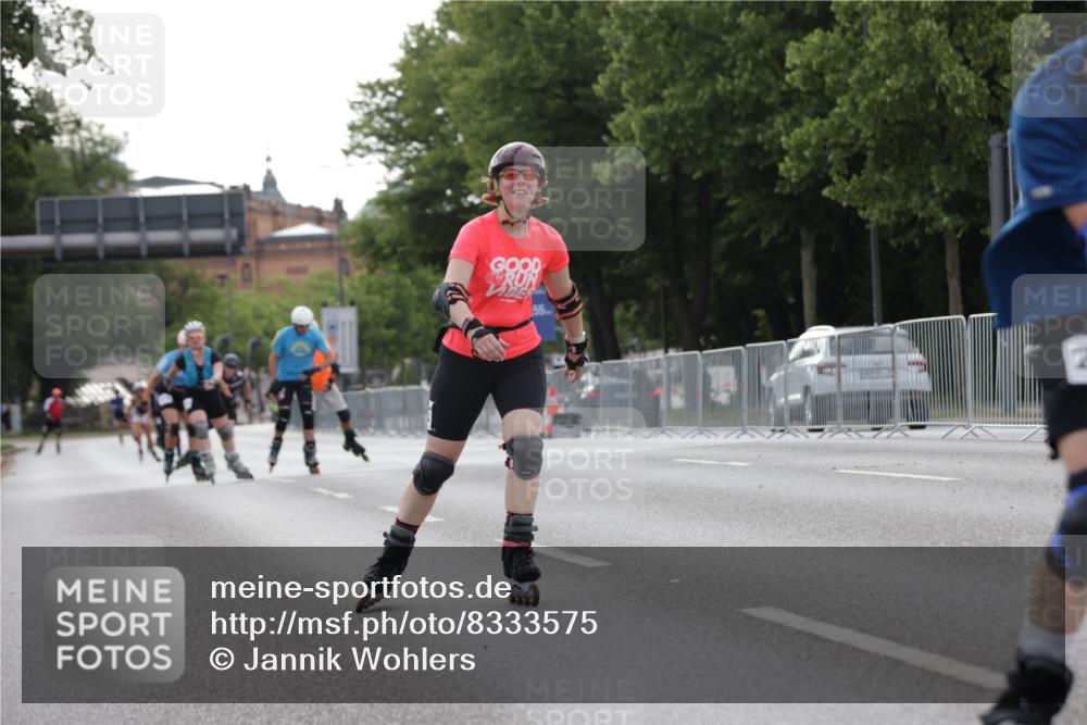 29.06.2025 - hella hamburg halbmarathon Jannik Wohlers http://msf.ph/oto/8333575 29.06.2025 09:01:39 Lombardsbrücke  meine-sportfotos.de