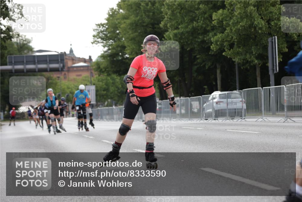29.06.2025 - hella hamburg halbmarathon Jannik Wohlers http://msf.ph/oto/8333590 29.06.2025 09:01:39 Lombardsbrücke  meine-sportfotos.de