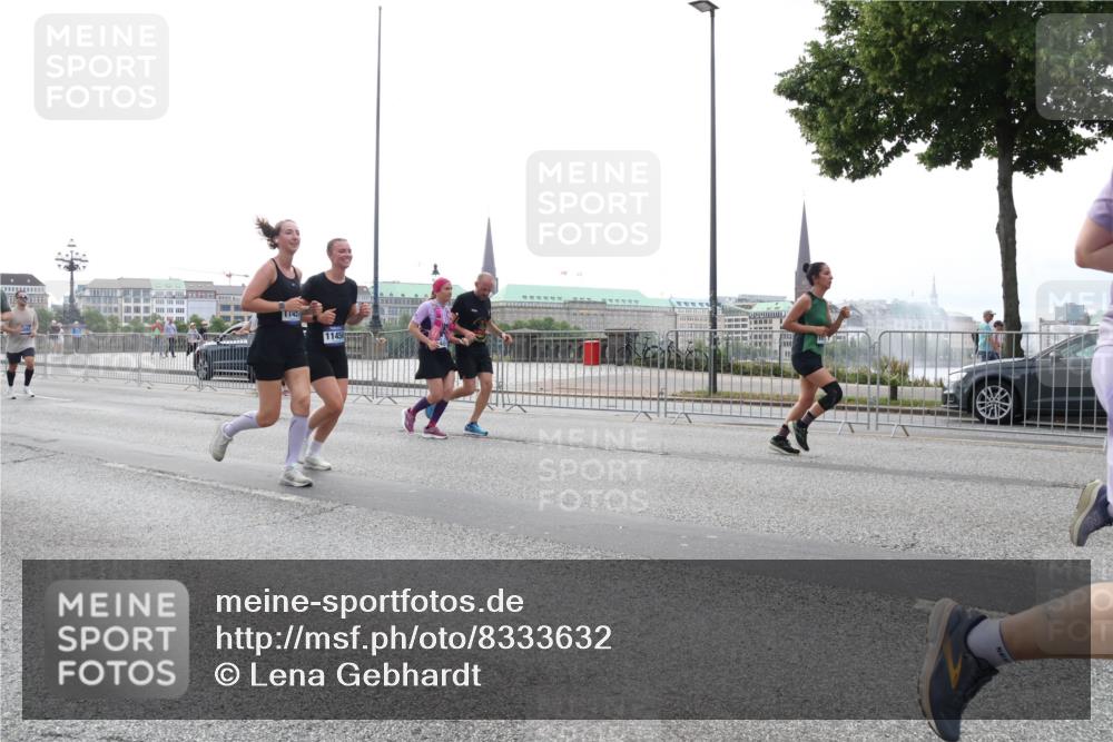29.06.2025 - hella hamburg halbmarathon Lena Gebhardt http://msf.ph/oto/8333632 29.06.2025 10:38:00 Lombardsbrücke 1431, 1196, 1394, 1457, 1475, 1578, 1596, 1742, 1799, 1901, 1966, 1985, 2199, 2498, 2786, 2853, 3230, 3242, 3246, 3633, 3716, 3880, 4414, 4921, 5139, 5300, 5522, 5713, 5875, 6199, 6200, 6243, 6362, 6697, 6751, 6930, 7118, 7124, 7165, 7244, 7321, 7350, 7552, 7629, 7696, 7914, 8985, 9247, 9288, 9895, 10159, 10506, 10836, 11087, 11543, 12123, 12254, 12472, 12824, 16680, 17798 meine-sportfotos.de