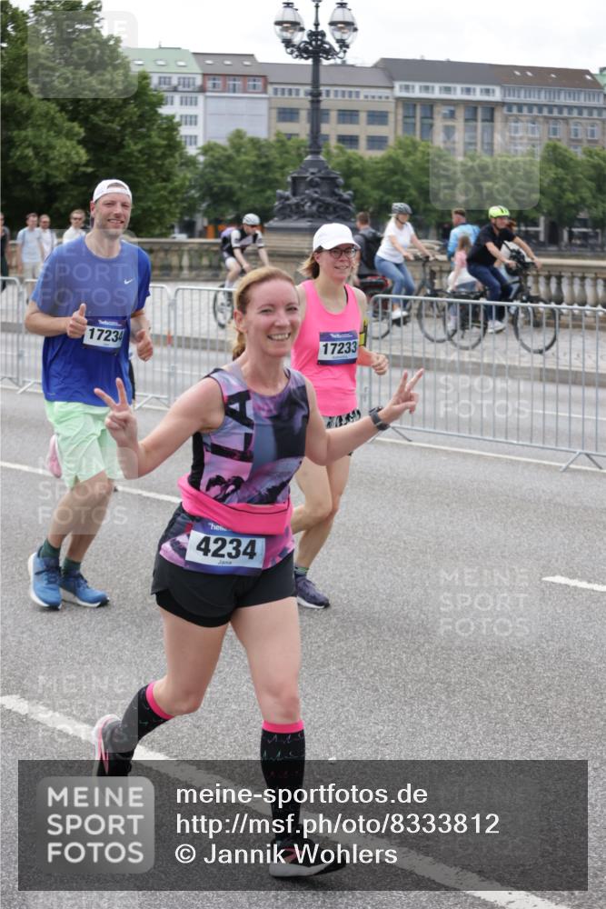 29.06.2025 - hella hamburg halbmarathon Jannik Wohlers http://msf.ph/oto/8333812 29.06.2025 10:40:37 Lombardsbrücke 1317, 1731, 2805, 2858, 4234, 4530, 4638, 4774, 4775, 5086, 5225, 5549, 5753, 6088, 6098, 6474, 6842, 7661, 7829, 8429, 8430, 8751, 8769, 9009, 9237, 9962, 10269, 10407, 10644, 10835, 11053, 11686, 11759, 11851, 13168, 13778, 13848, 14553, 14776, 15953, 16028, 16297, 16449, 16454, 16802, 16981, 17233, 17234, 17872, 17879, 18142, 18494, 18580, 18844 meine-sportfotos.de