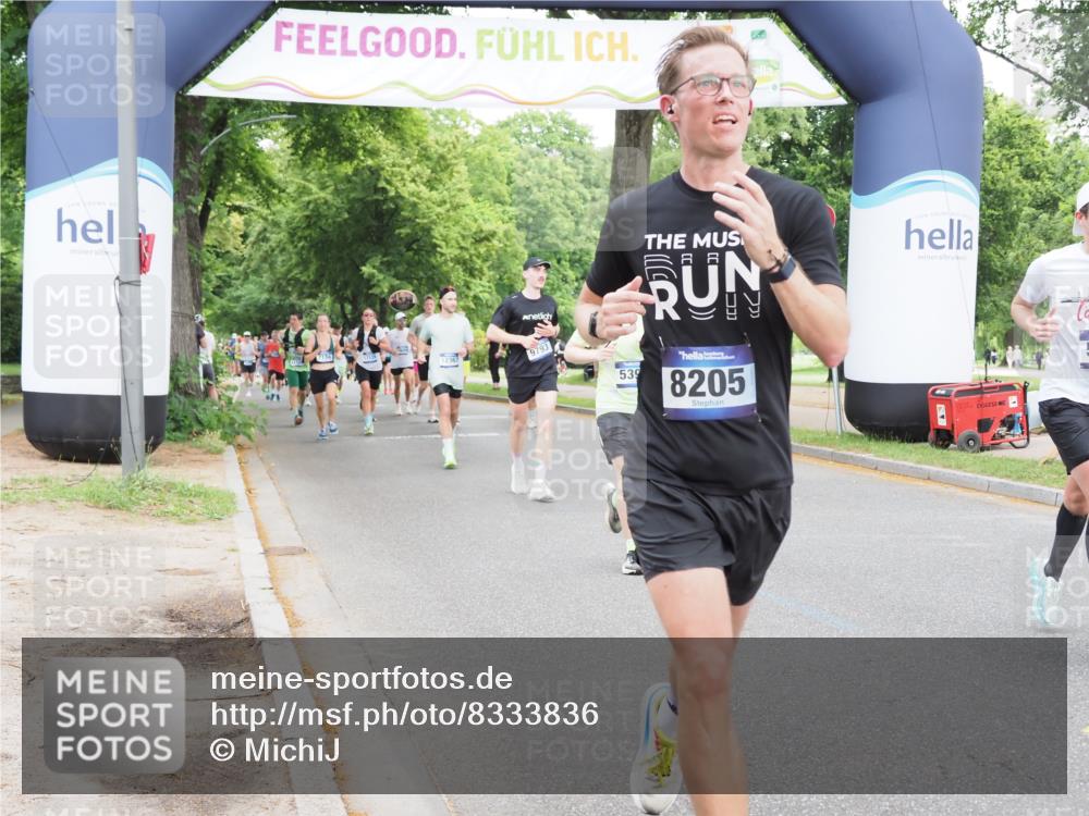29.06.2025 - hella hamburg halbmarathon MichiJ http://msf.ph/oto/8333836 29.06.2025 10:38:37 Zwischen KM18-KM19 2670, 5018, 5399, 5820, 7397, 7943, 8205, 9057, 9793, 10891, 12367, 13403, 13726, 14626, 15480, 15871, 16716, 17823, 18394 meine-sportfotos.de