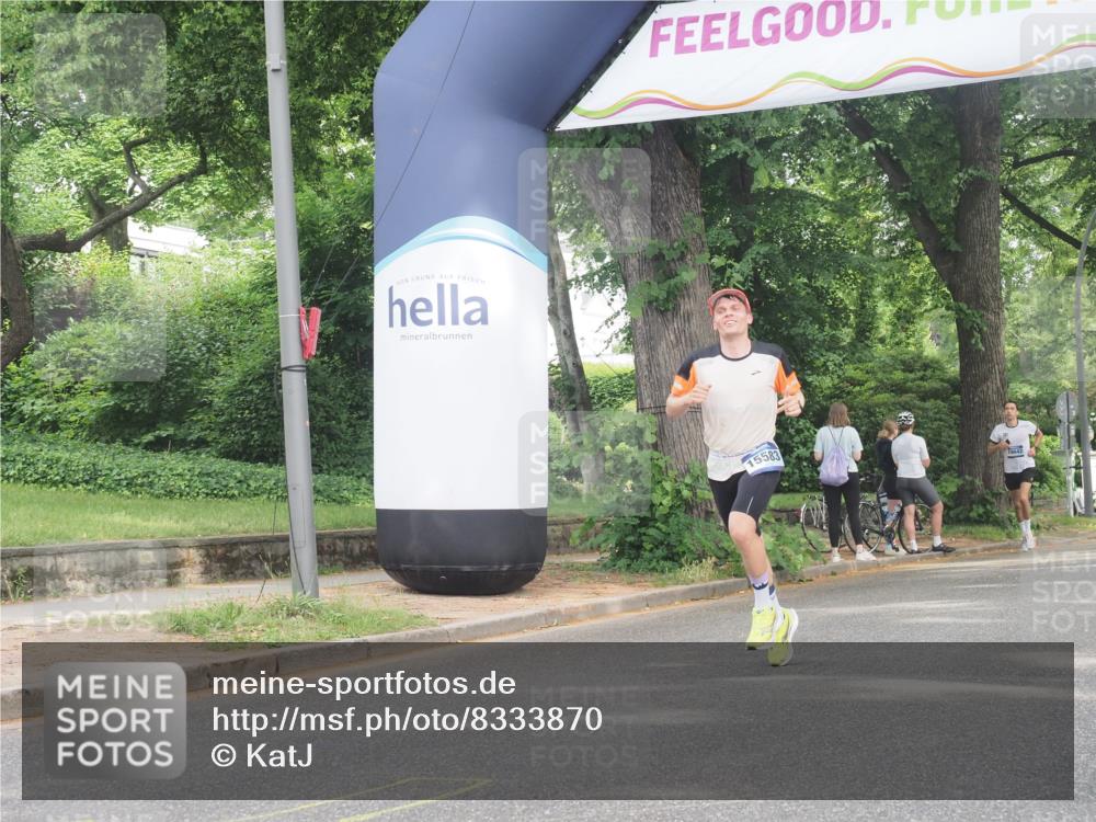 29.06.2025 - hella hamburg halbmarathon KatJ http://msf.ph/oto/8333870 29.06.2025 10:17:37 Zwischen KM18-KM19 1577 meine-sportfotos.de