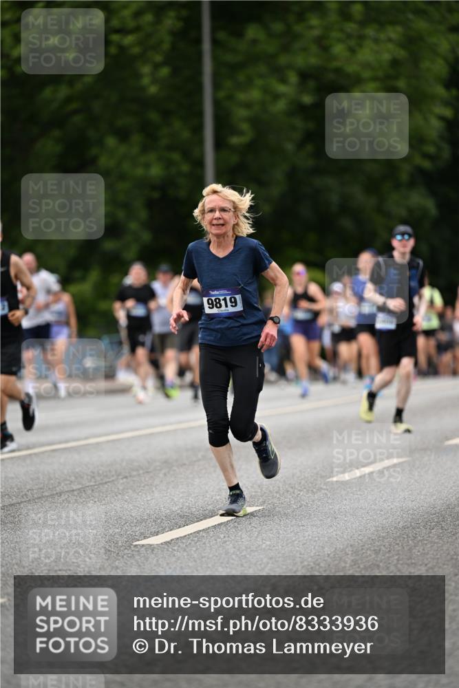 29.06.2025 - hella hamburg halbmarathon Dr. Thomas Lammeyer http://msf.ph/oto/8333936 29.06.2025 10:39:52 Kennedybrücke 2198, 2412, 2787, 2827, 3828, 4413, 4703, 4965, 5147, 6029, 6189, 6471, 6867, 8296, 8567, 8947, 9470, 9803, 9819, 10360, 10565, 10652, 11187, 11198, 11233, 11359 meine-sportfotos.de