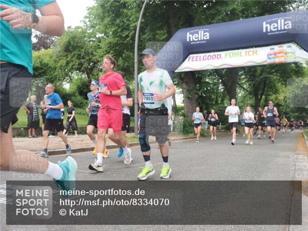 29.06.2025 - hella hamburg halbmarathon KatJ http://msf.ph/oto/8334070 29.06.2025 10:47:33 Zwischen KM18-KM19 1364, 1420, 1653, 2391, 3097, 4068, 4592, 6487, 6921, 7759, 8191 meine-sportfotos.de