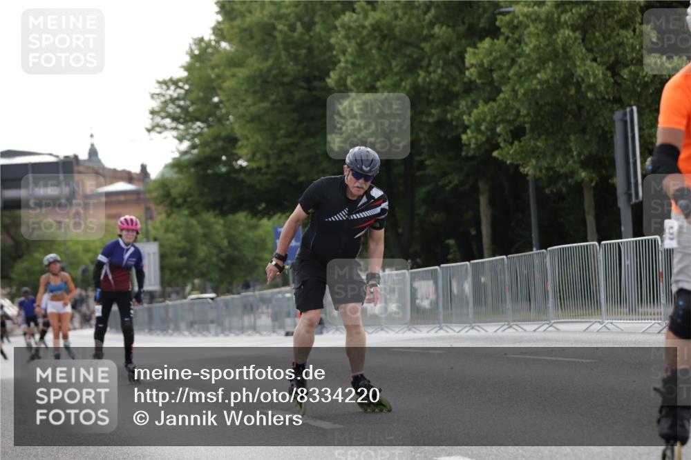 29.06.2025 - hella hamburg halbmarathon Jannik Wohlers http://msf.ph/oto/8334220 29.06.2025 09:01:45 Lombardsbrücke  meine-sportfotos.de