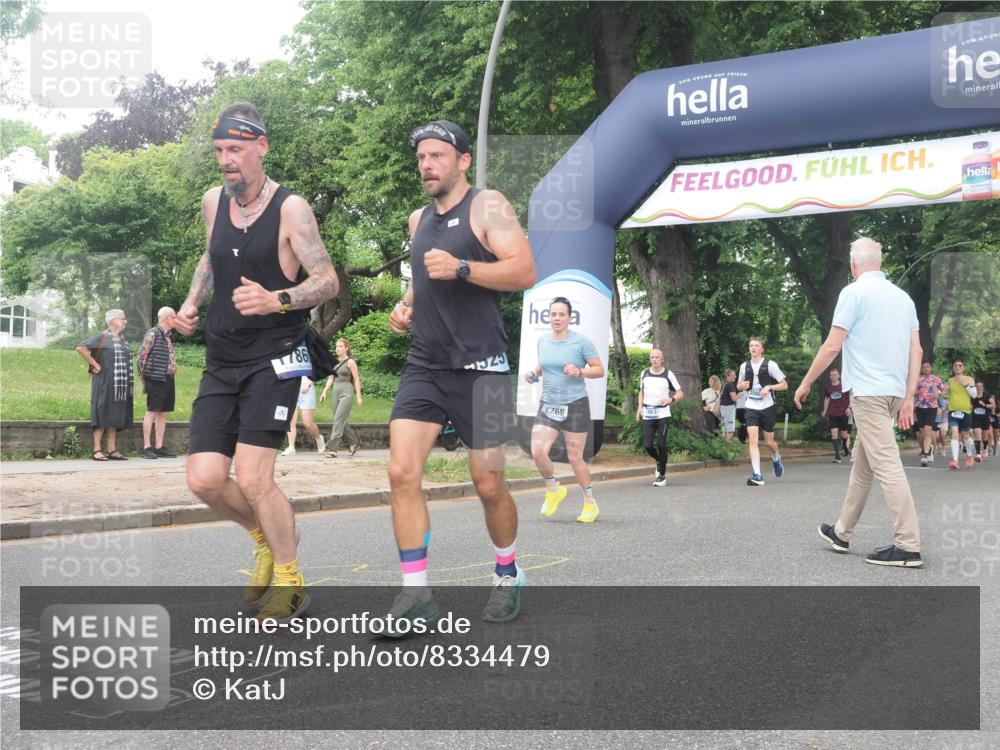 29.06.2025 - hella hamburg halbmarathon KatJ http://msf.ph/oto/8334479 29.06.2025 10:47:38 Zwischen KM18-KM19 1453, 1653, 2086, 3097, 4068, 6921, 7033 meine-sportfotos.de
