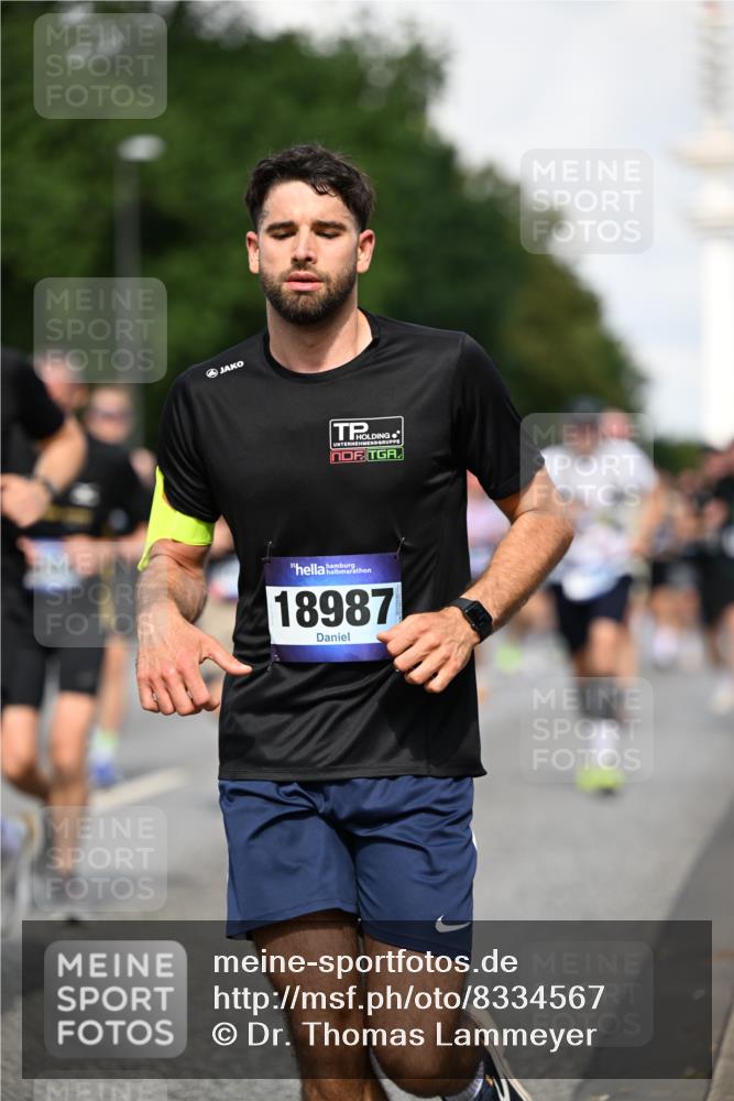 29.06.2025 - hella hamburg halbmarathon Dr. Thomas Lammeyer http://msf.ph/oto/8334567 29.06.2025 09:55:53 Kennedybrücke 1057, 1139, 1169, 1512, 1569, 1604, 1763, 3305, 3618, 4565, 4871, 4915, 5007, 5011, 5047, 5231, 5336, 5690, 6373, 6700, 6711, 7185, 7710, 8564, 8852, 9444, 9547, 10493, 10691, 10741, 11062 meine-sportfotos.de