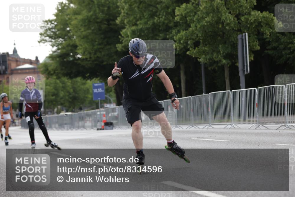 29.06.2025 - hella hamburg halbmarathon Jannik Wohlers http://msf.ph/oto/8334596 29.06.2025 09:01:46 Lombardsbrücke  meine-sportfotos.de
