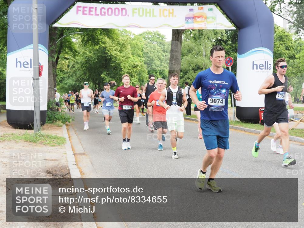 29.06.2025 - hella hamburg halbmarathon MichiJ http://msf.ph/oto/8334655 29.06.2025 10:38:46 Zwischen KM18-KM19 1366, 7134, 7369, 8371, 8856, 9074, 9093, 9476, 9739, 10115, 10215, 10603, 11124, 11214, 11791, 13707, 16591, 17129, 18006 meine-sportfotos.de