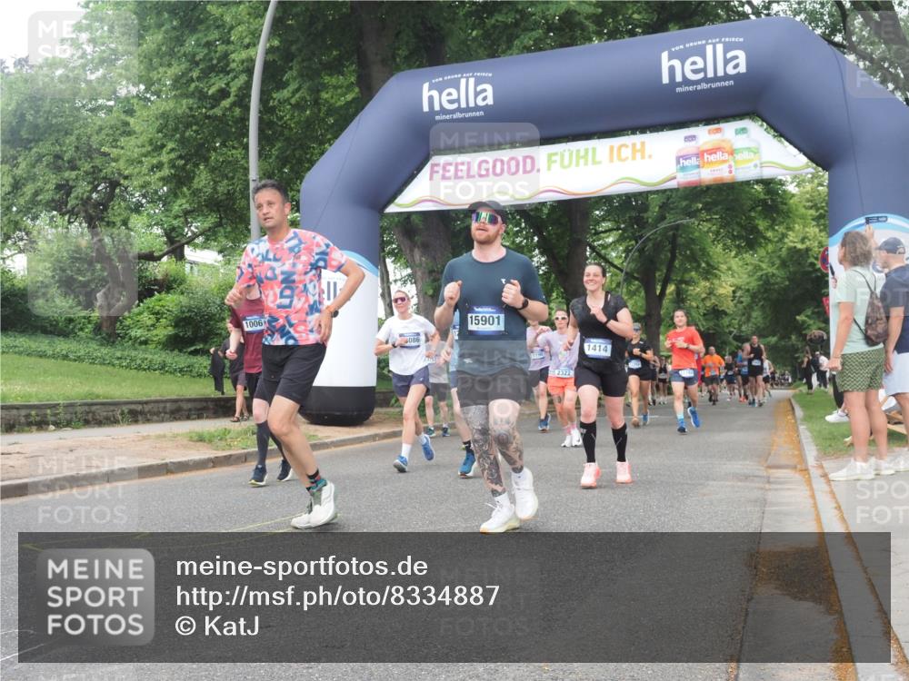 29.06.2025 - hella hamburg halbmarathon KatJ http://msf.ph/oto/8334887 29.06.2025 10:47:44 Zwischen KM18-KM19 1006, 1190, 1414, 1453, 2011, 2086, 2322, 2323 meine-sportfotos.de