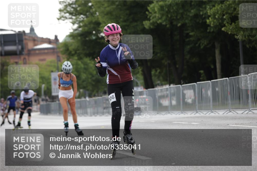 29.06.2025 - hella hamburg halbmarathon Jannik Wohlers http://msf.ph/oto/8335041 29.06.2025 09:01:48 Lombardsbrücke  meine-sportfotos.de