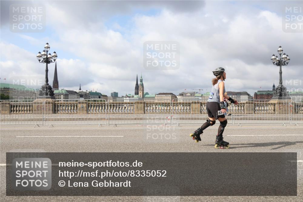 29.06.2025 - hella hamburg halbmarathon Lena Gebhardt http://msf.ph/oto/8335052 29.06.2025 09:08:57 Lombardsbrücke 53 meine-sportfotos.de