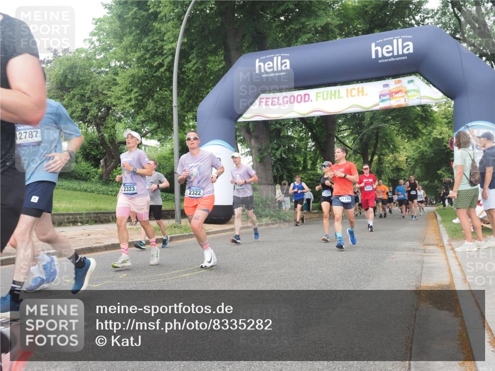 29.06.2025 - hella hamburg halbmarathon KatJ http://msf.ph/oto/8335282 29.06.2025 10:47:46 Zwischen KM18-KM19 1006, 1190, 1414, 2011, 2322, 2323, 8483 meine-sportfotos.de
