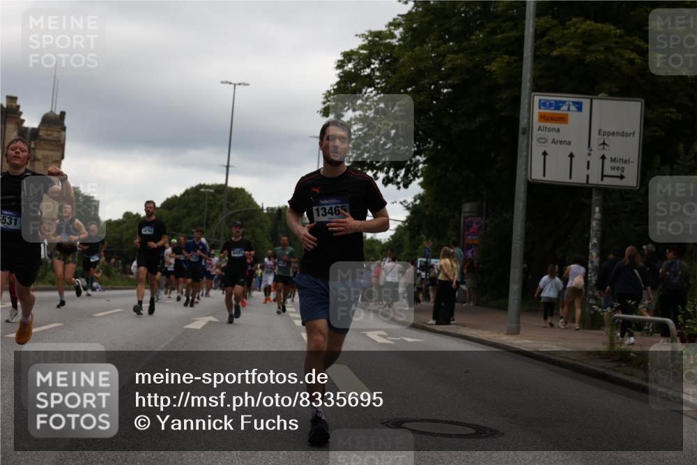 29.06.2025 - hella hamburg halbmarathon Yannick Fuchs http://msf.ph/oto/8335695 29.06.2025 10:51:55 20KM 1595, 1611, 2025, 2488, 2606, 2656, 2759, 2806, 2840, 2883, 2907, 3093, 3859, 4319, 4426, 4467, 4502, 4579, 4632, 4833, 5277, 5341, 5926, 6104, 6531, 6595, 7138, 7189, 8322, 8585, 9316, 9485, 10599, 10788, 11645, 12585, 13465, 13816, 13880, 14266, 14571, 15217, 15229, 16517, 16531, 17405, 17415, 17455, 17543, 17827, 18068, 18180, 18492, 18501, 18587, 18762, 18891 meine-sportfotos.de