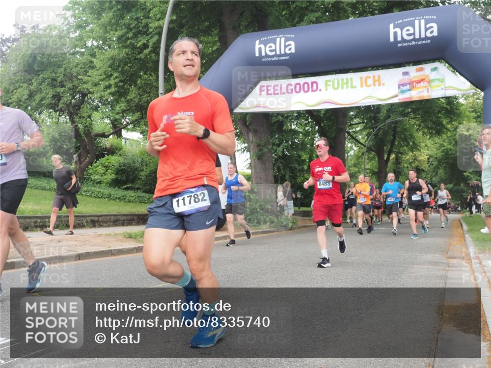 29.06.2025 - hella hamburg halbmarathon KatJ http://msf.ph/oto/8335740 29.06.2025 10:47:48 Zwischen KM18-KM19 1190, 1414, 2322, 2323, 8421, 8483 meine-sportfotos.de