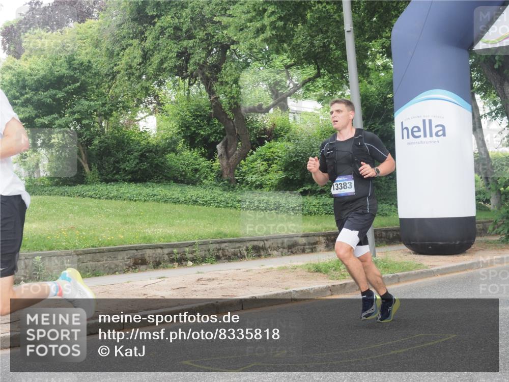 29.06.2025 - hella hamburg halbmarathon KatJ http://msf.ph/oto/8335818 29.06.2025 10:17:57 Zwischen KM18-KM19 5367, 8731 meine-sportfotos.de