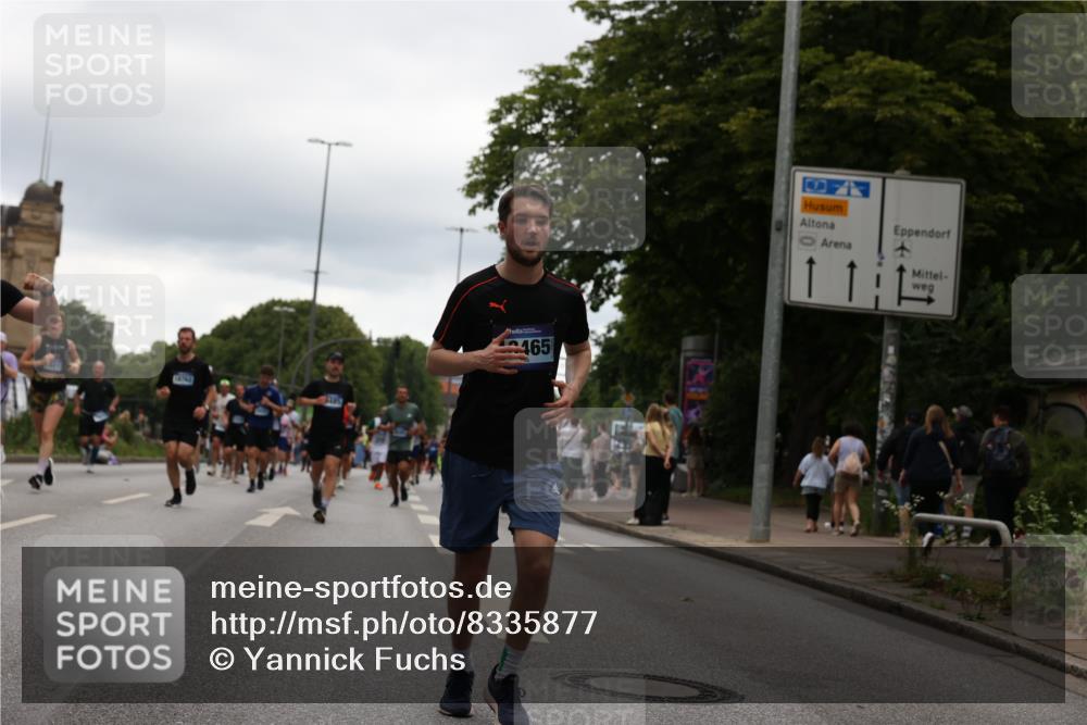 29.06.2025 - hella hamburg halbmarathon Yannick Fuchs http://msf.ph/oto/8335877 29.06.2025 10:51:55 20KM 1595, 1611, 2025, 2488, 2606, 2656, 2759, 2806, 2840, 2883, 2907, 3093, 3859, 4319, 4426, 4467, 4502, 4579, 4632, 4833, 5277, 5341, 5926, 6104, 6531, 6595, 7138, 7189, 8322, 8585, 9316, 9485, 10599, 10788, 11645, 12585, 13465, 13816, 13880, 14266, 14571, 15217, 15229, 16517, 16531, 17405, 17415, 17455, 17543, 17827, 18068, 18180, 18492, 18501, 18587, 18762, 18891 meine-sportfotos.de