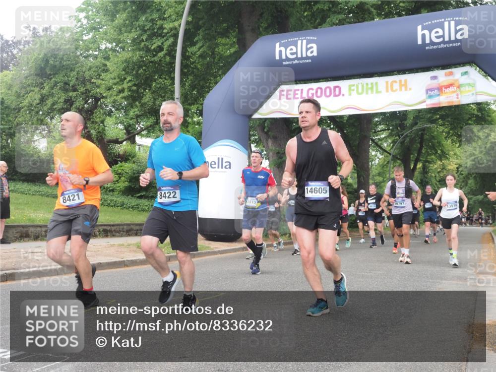 29.06.2025 - hella hamburg halbmarathon KatJ http://msf.ph/oto/8336232 29.06.2025 10:47:51 Zwischen KM18-KM19 1190, 8154, 8421, 8422, 8483 meine-sportfotos.de
