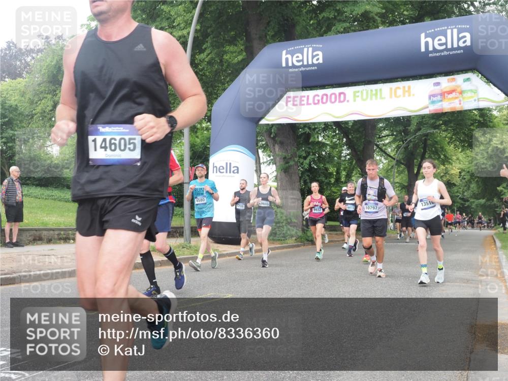 29.06.2025 - hella hamburg halbmarathon KatJ http://msf.ph/oto/8336360 29.06.2025 10:47:52 Zwischen KM18-KM19 1190, 3740, 6580, 7006, 8154, 8421, 8422, 8483 meine-sportfotos.de