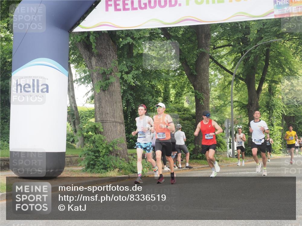 29.06.2025 - hella hamburg halbmarathon KatJ http://msf.ph/oto/8336519 29.06.2025 10:18:18 Zwischen KM18-KM19  meine-sportfotos.de