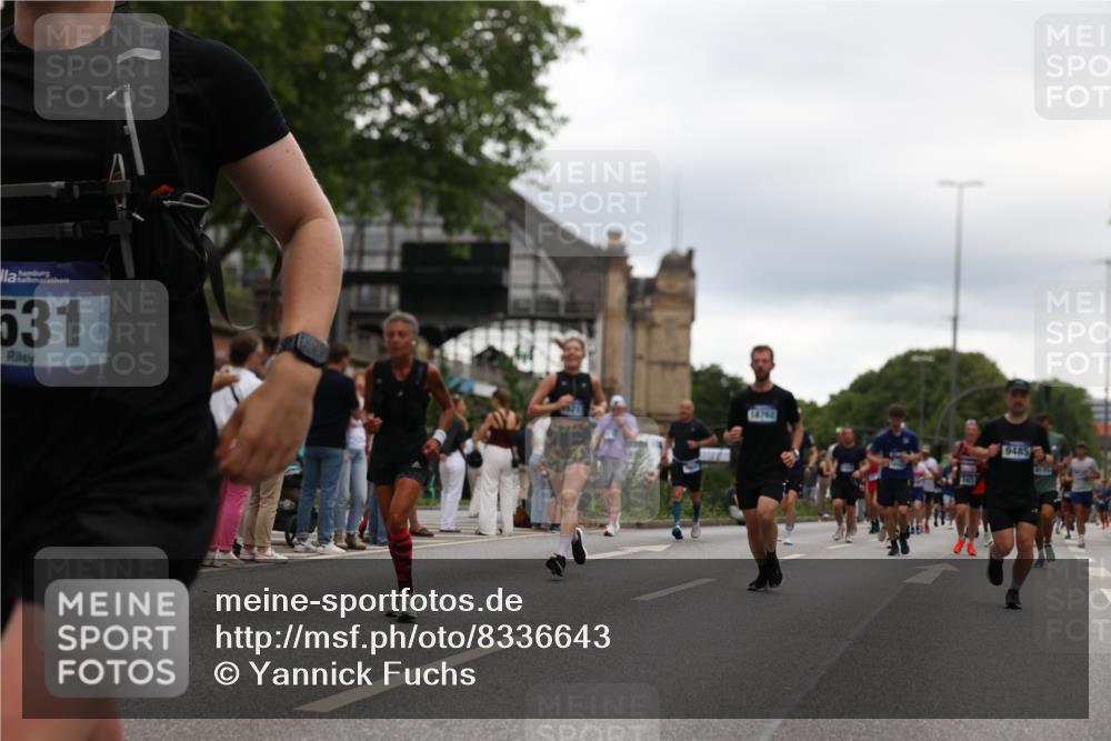 29.06.2025 - hella hamburg halbmarathon Yannick Fuchs http://msf.ph/oto/8336643 29.06.2025 10:51:57 20KM 1595, 1611, 2025, 2488, 2656, 2759, 2840, 2883, 2907, 3093, 3859, 4319, 4426, 4467, 4502, 4632, 4708, 4833, 5277, 5341, 5926, 6104, 6138, 6147, 6531, 6595, 7082, 7138, 7189, 8322, 8585, 9316, 9485, 10599, 10788, 11645, 12585, 13465, 13816, 13880, 14266, 14571, 15217, 15229, 15434, 16517, 16531, 17405, 17415, 17543, 17827, 18068, 18180, 18492, 18501, 18587, 18762, 18891 meine-sportfotos.de
