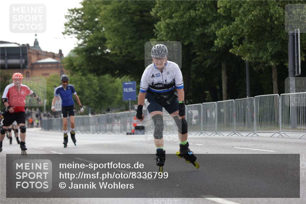 29.06.2025 - hella hamburg halbmarathon Jannik Wohlers http://msf.ph/oto/8336799 29.06.2025 09:01:54 Lombardsbrücke  meine-sportfotos.de