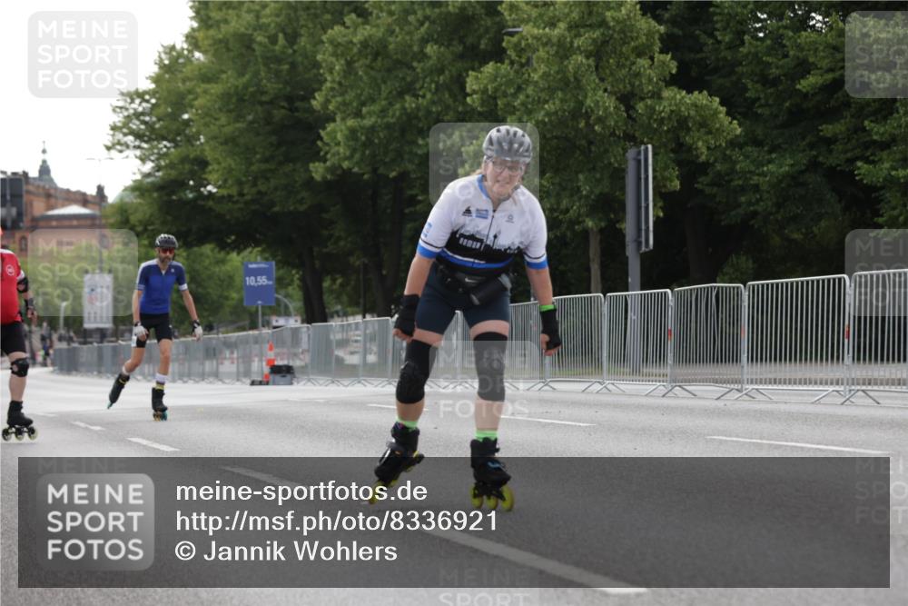 29.06.2025 - hella hamburg halbmarathon Jannik Wohlers http://msf.ph/oto/8336921 29.06.2025 09:01:55 Lombardsbrücke  meine-sportfotos.de