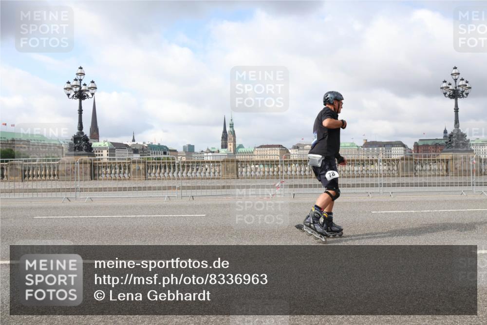 29.06.2025 - hella hamburg halbmarathon Lena Gebhardt http://msf.ph/oto/8336963 29.06.2025 09:09:02 Lombardsbrücke 78 meine-sportfotos.de