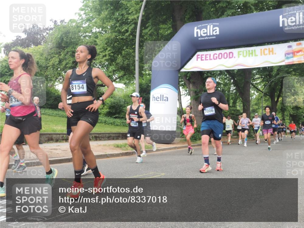 29.06.2025 - hella hamburg halbmarathon KatJ http://msf.ph/oto/8337018 29.06.2025 10:47:55 Zwischen KM18-KM19 3740, 5602, 5603, 5708, 6580, 7006, 7757, 8154, 8421, 8422 meine-sportfotos.de