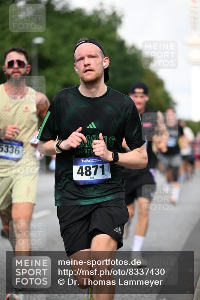 29.06.2025 - hella hamburg halbmarathon Dr. Thomas Lammeyer http://msf.ph/oto/8337430 29.06.2025 09:55:58 Kennedybrücke 1057, 1139, 1169, 1512, 1604, 3305, 3618, 4565, 4871, 4915, 5007, 5011, 5231, 5336, 6373, 6700, 6711, 7185, 7710, 7961, 8564, 8852, 9444, 9547, 10493, 10691, 10741, 11062 meine-sportfotos.de