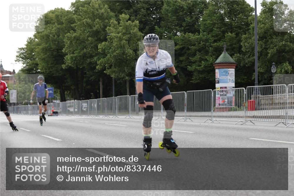 29.06.2025 - hella hamburg halbmarathon Jannik Wohlers http://msf.ph/oto/8337446 29.06.2025 09:01:56 Lombardsbrücke  meine-sportfotos.de