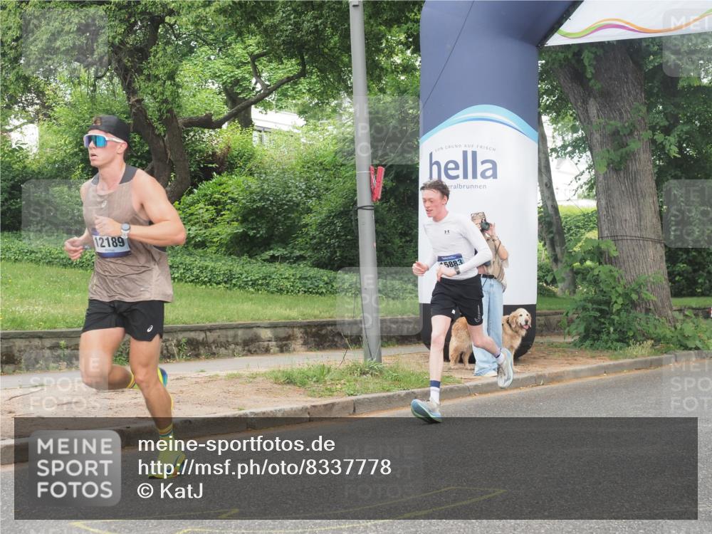 29.06.2025 - hella hamburg halbmarathon KatJ http://msf.ph/oto/8337778 29.06.2025 10:18:32 Zwischen KM18-KM19 2075 meine-sportfotos.de