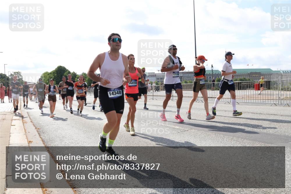 29.06.2025 - hella hamburg halbmarathon Lena Gebhardt http://msf.ph/oto/8337827 29.06.2025 10:00:37 Lombardsbrücke 11605, 2474, 18321, 644, 18377, 1568, 14348, 16418, 17150, 17827, 1019, 1180, 1239, 1526, 1544, 1568, 1583, 1611, 1681, 2027, 2086, 2159, 2236, 2346, 2426, 2474, 2606, 2652, 2730, 2982, 3042, 3059, 3141, 3177, 3181, 3319, 3400, 3794, 3861, 3898, 3983, 4419, 4579, 4594, 4616, 4767, 4813, 4940, 4945, 5033, 5272, 5418, 5643, 5728, 6082, 6084, 6104, 6138, 6220, 6260, 6443, 6470, 6714, 6757, 8478, 8632, 8923, 9124, 9553, 9555, 9577, 10074, 10271, 10599 meine-sportfotos.de