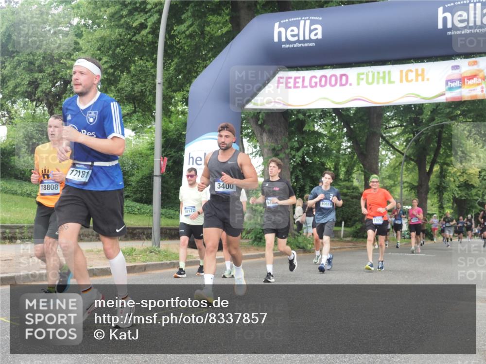 29.06.2025 - hella hamburg halbmarathon KatJ http://msf.ph/oto/8337857 29.06.2025 10:48:02 Zwischen KM18-KM19 3400, 5602, 5603, 6708, 7757 meine-sportfotos.de