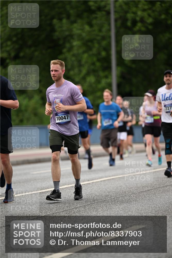 29.06.2025 - hella hamburg halbmarathon Dr. Thomas Lammeyer http://msf.ph/oto/8337903 29.06.2025 10:40:10 Kennedybrücke 1036, 1336, 1717, 2352, 2412, 2588, 2827, 3741, 4413, 5012, 5240, 5531, 6021, 6381, 6845, 6896, 7111, 7275, 7927, 8356, 8947, 9470, 10047, 10119, 10336, 10341, 10567, 11010, 11187, 11198, 11233 meine-sportfotos.de