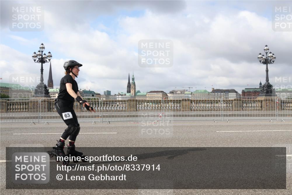 29.06.2025 - hella hamburg halbmarathon Lena Gebhardt http://msf.ph/oto/8337914 29.06.2025 09:09:05 Lombardsbrücke 63 meine-sportfotos.de