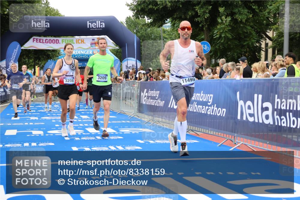 29.06.2025 - hella hamburg halbmarathon Strokosch-Dieckow http://msf.ph/oto/8338159 29.06.2025 10:54:04 Ziel 1151, 1410, 1815, 2432, 3096, 3208, 3209, 3898, 5638, 6294, 6356, 6374, 6443, 6581, 8390, 8394, 9032, 9791, 11499, 11789, 12213, 12379, 13397, 13794, 13869, 15524, 16780, 16871, 17348, 18308 meine-sportfotos.de