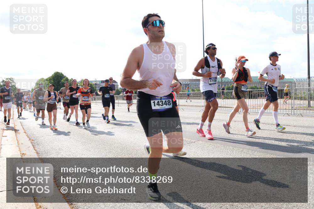 29.06.2025 - hella hamburg halbmarathon Lena Gebhardt http://msf.ph/oto/8338269 29.06.2025 10:00:38 Lombardsbrücke 2474, 18321, 6443, 18377, 1568, 2230, 14348, 17150, 171, 1019, 1180, 1239, 1526, 1544, 1568, 1583, 1611, 1681, 2027, 2086, 2159, 2236, 2346, 2426, 2474, 2606, 2652, 2730, 2982, 3042, 3059, 3141, 3177, 3319, 3400, 3794, 3861, 3898, 3983, 4419, 4579, 4594, 4616, 4767, 4813, 4940, 4945, 5033, 5272, 5418, 5643, 5728, 6082, 6084, 6104, 6138, 6220, 6260, 6443, 6470, 6714, 6757, 8255, 8478, 8632, 8923, 9124, 9553, 9555, 9577, 10074, 10271, 10599 meine-sportfotos.de