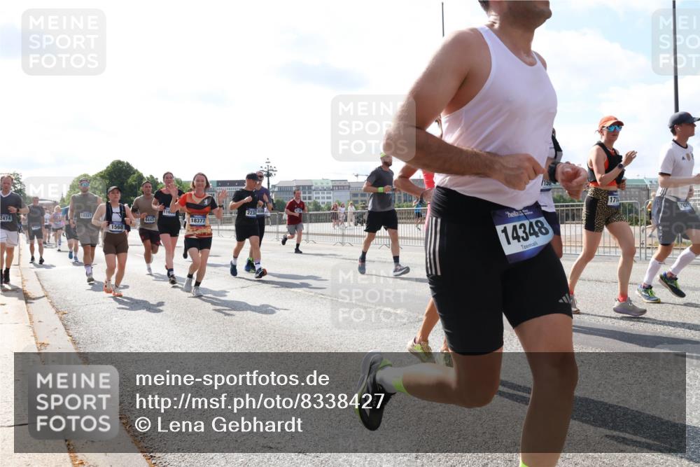 29.06.2025 - hella hamburg halbmarathon Lena Gebhardt http://msf.ph/oto/8338427 29.06.2025 10:00:38 Lombardsbrücke 11600, 22380599, 18321, 2474, 6443, 18377, 1568, 150, 14348, 171, 1019, 1180, 1239, 1526, 1544, 1568, 1583, 1611, 1681, 2027, 2086, 2159, 2236, 2346, 2426, 2474, 2606, 2652, 2730, 2982, 3042, 3059, 3141, 3177, 3319, 3400, 3794, 3861, 3898, 3983, 4419, 4579, 4594, 4616, 4767, 4813, 4940, 4945, 5033, 5272, 5418, 5643, 5728, 6082, 6084, 6104, 6138, 6220, 6260, 6443, 6470, 6714, 6757, 8255, 8478, 8632, 8923, 9124, 9553, 9555, 9577, 10074, 10271, 10599 meine-sportfotos.de