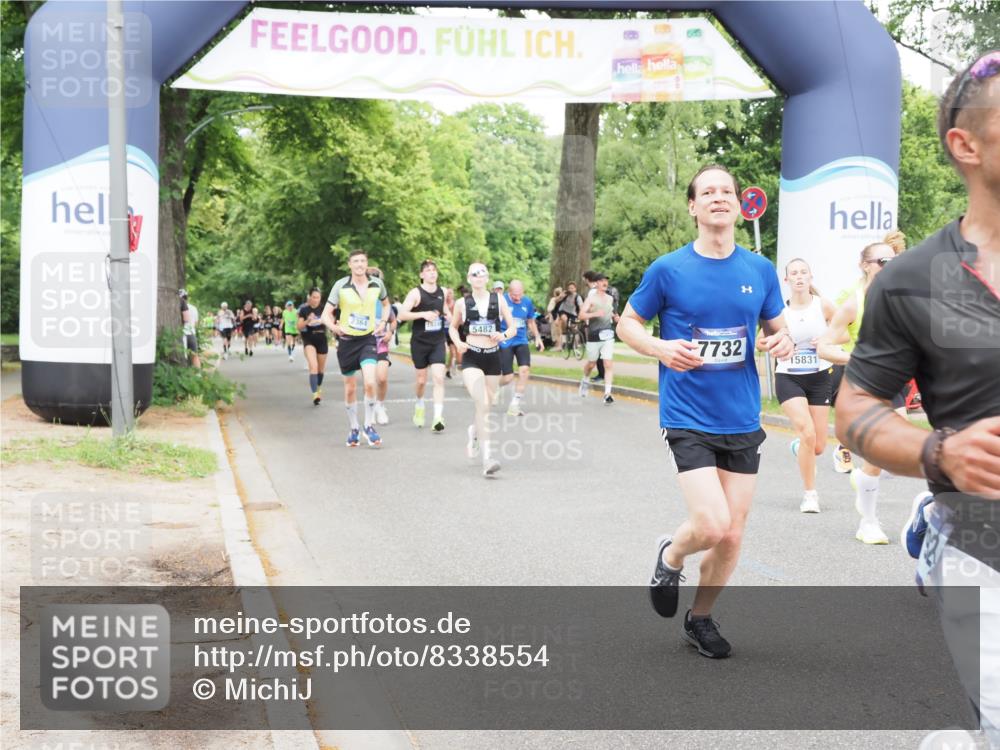 29.06.2025 - hella hamburg halbmarathon MichiJ http://msf.ph/oto/8338554 29.06.2025 10:39:32 Zwischen KM18-KM19 2364, 2396, 4558, 4814, 4839, 5032, 5482, 6562, 6657, 7178, 7724, 7732, 8661, 8710, 8720, 10529, 13792, 14300, 15831, 18249, 18820, 19208 meine-sportfotos.de
