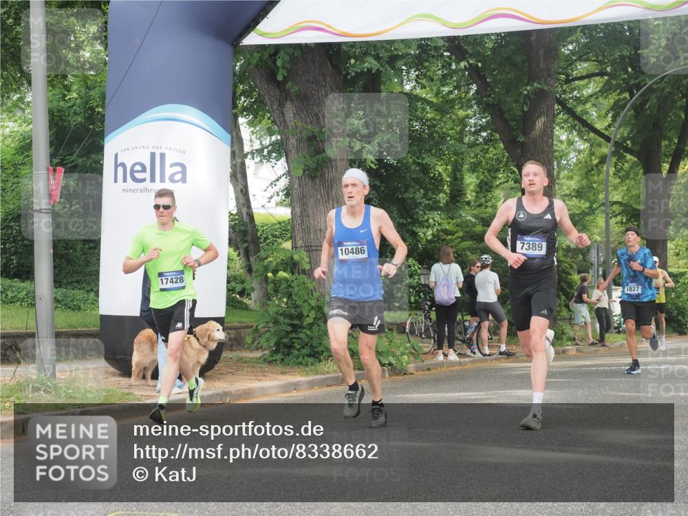 29.06.2025 - hella hamburg halbmarathon KatJ http://msf.ph/oto/8338662 29.06.2025 10:18:42 Zwischen KM18-KM19 7389, 8473 meine-sportfotos.de