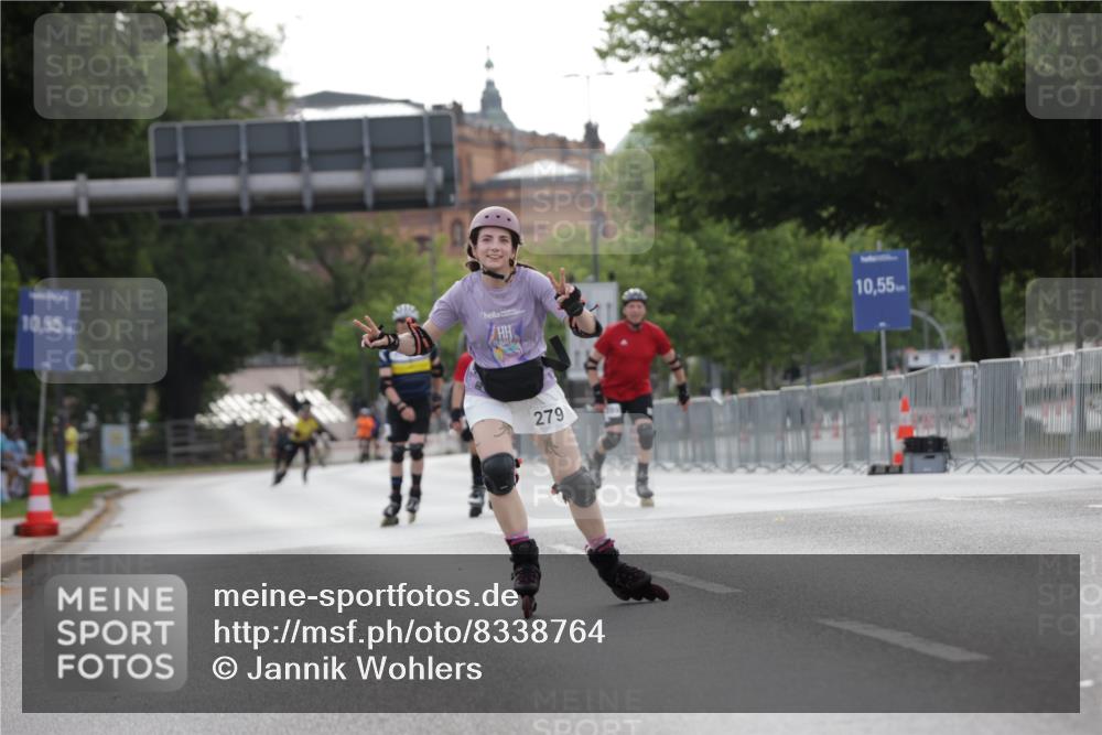 29.06.2025 - hella hamburg halbmarathon Jannik Wohlers http://msf.ph/oto/8338764 29.06.2025 09:02:01 Lombardsbrücke  meine-sportfotos.de