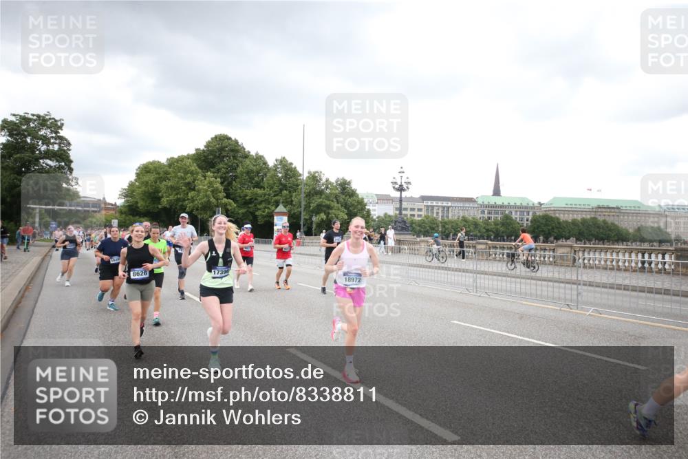 29.06.2025 - hella hamburg halbmarathon Jannik Wohlers http://msf.ph/oto/8338811 29.06.2025 10:55:07 Lombardsbrücke 1616, 1873, 1917, 3115, 3157, 3244, 3577, 4628, 5040, 5483, 5487, 7548, 7680, 8527, 8626, 9614, 9618, 9857, 9858, 10094, 10559, 10885, 11109, 12902, 14727, 15081, 16267, 16385, 16533, 16855, 17019, 17396, 18670, 18972 meine-sportfotos.de