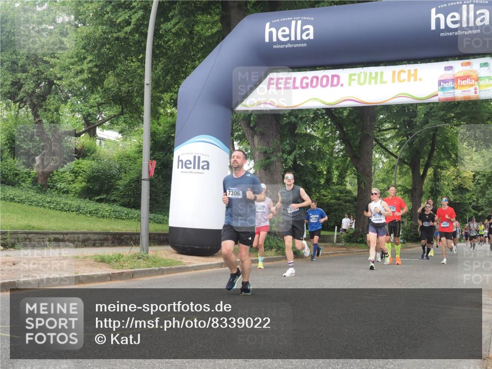 29.06.2025 - hella hamburg halbmarathon KatJ http://msf.ph/oto/8339022 29.06.2025 10:48:14 Zwischen KM18-KM19 1264, 2911, 7306, 8590, 8721 meine-sportfotos.de